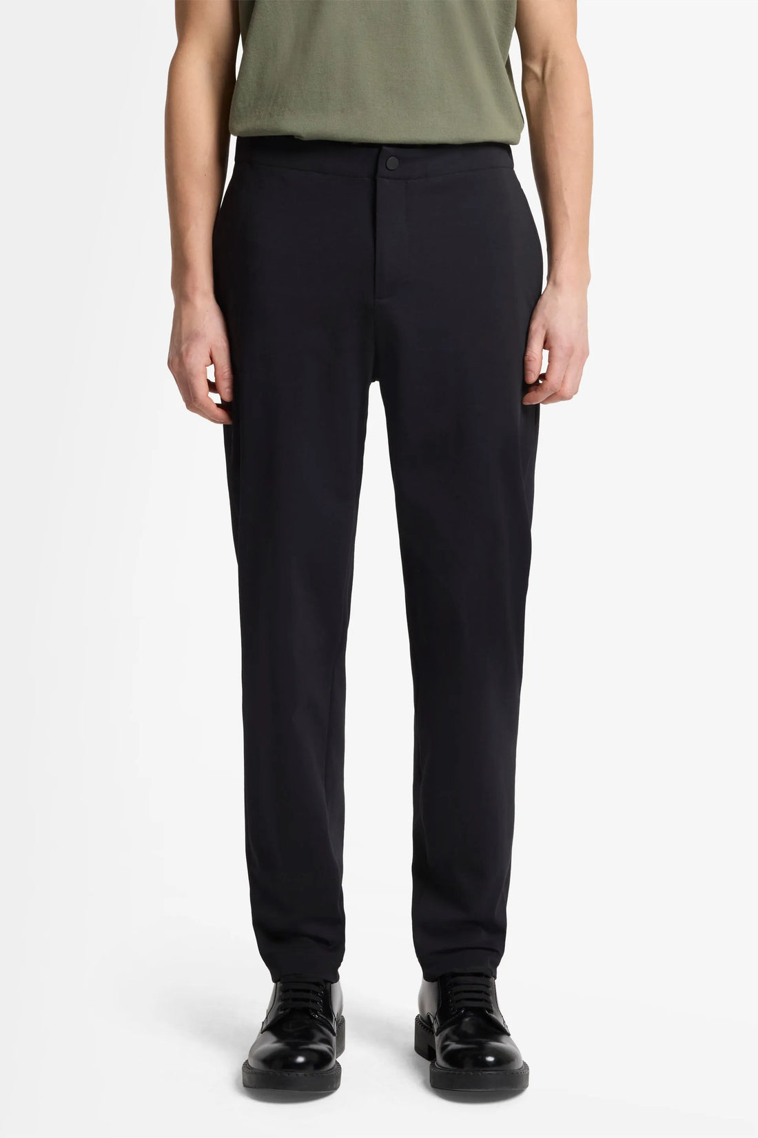 7 For All Mankind_Black_HYBRID PANT LUXE PERFORMANCE KNIT BLACK_7TH40E23_BKN_02