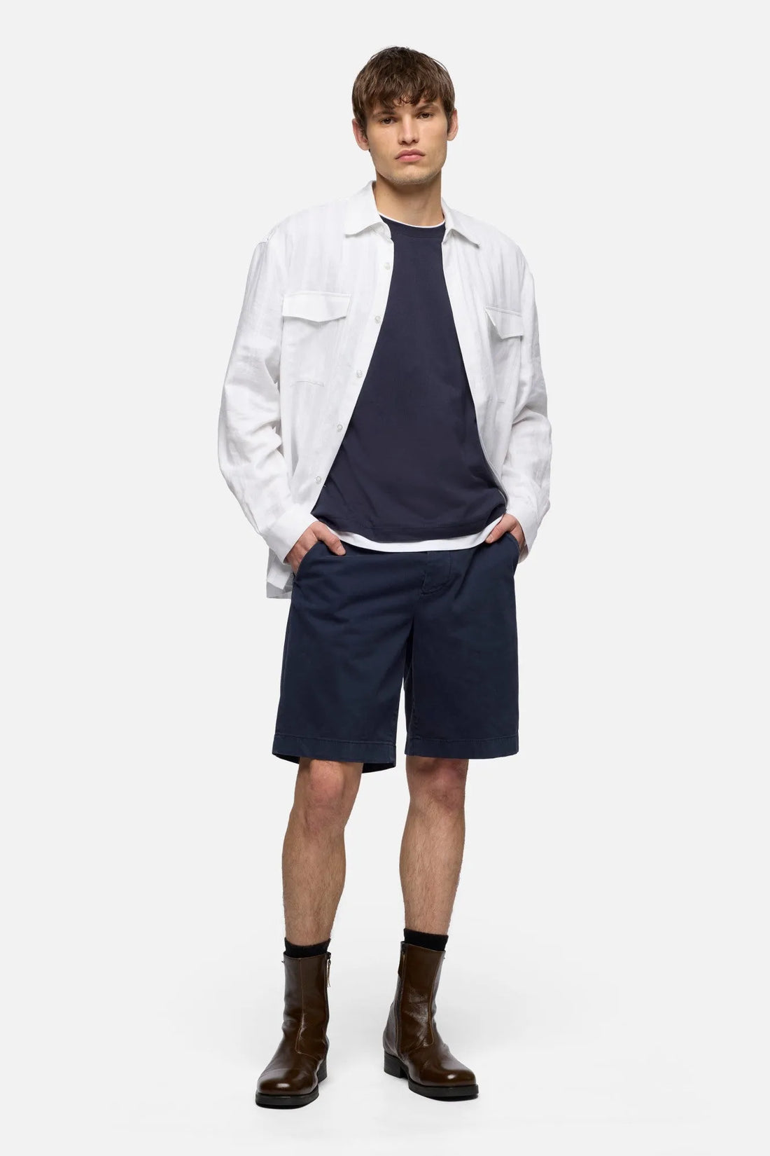 7 For All Mankind Ocean Men Chino Short in Luxe Performance Sateen SKU: 7TI70E45_3A4 Image 02