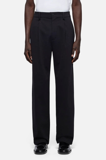 7 For All Mankind Black Men Pleated Trouser in Luxe Performance Knit SKU: 7TY50E23_BKN Image 03