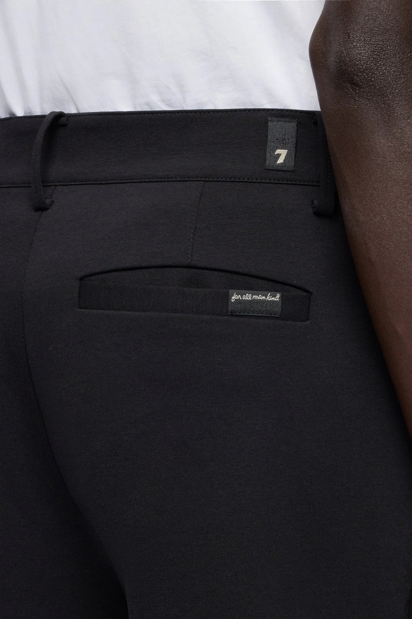 7 For All Mankind Black Men Pleated Trouser in Luxe Performance Knit SKU: 7TY50E23_BKN Image 04