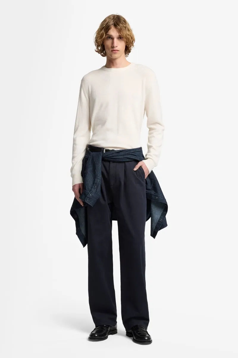 7 For All Mankind_Blue_Pleated Trouser in Comfort Twill_7TY51E39_1NQ_01