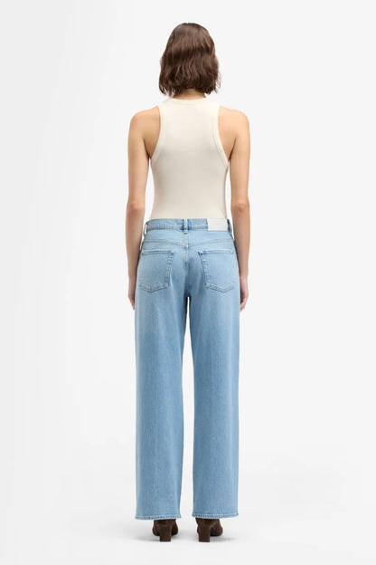 7 For All Mankind_Light Blue_STOVEPIPE STRAIGHT_7U4N0C10_1ZW_04