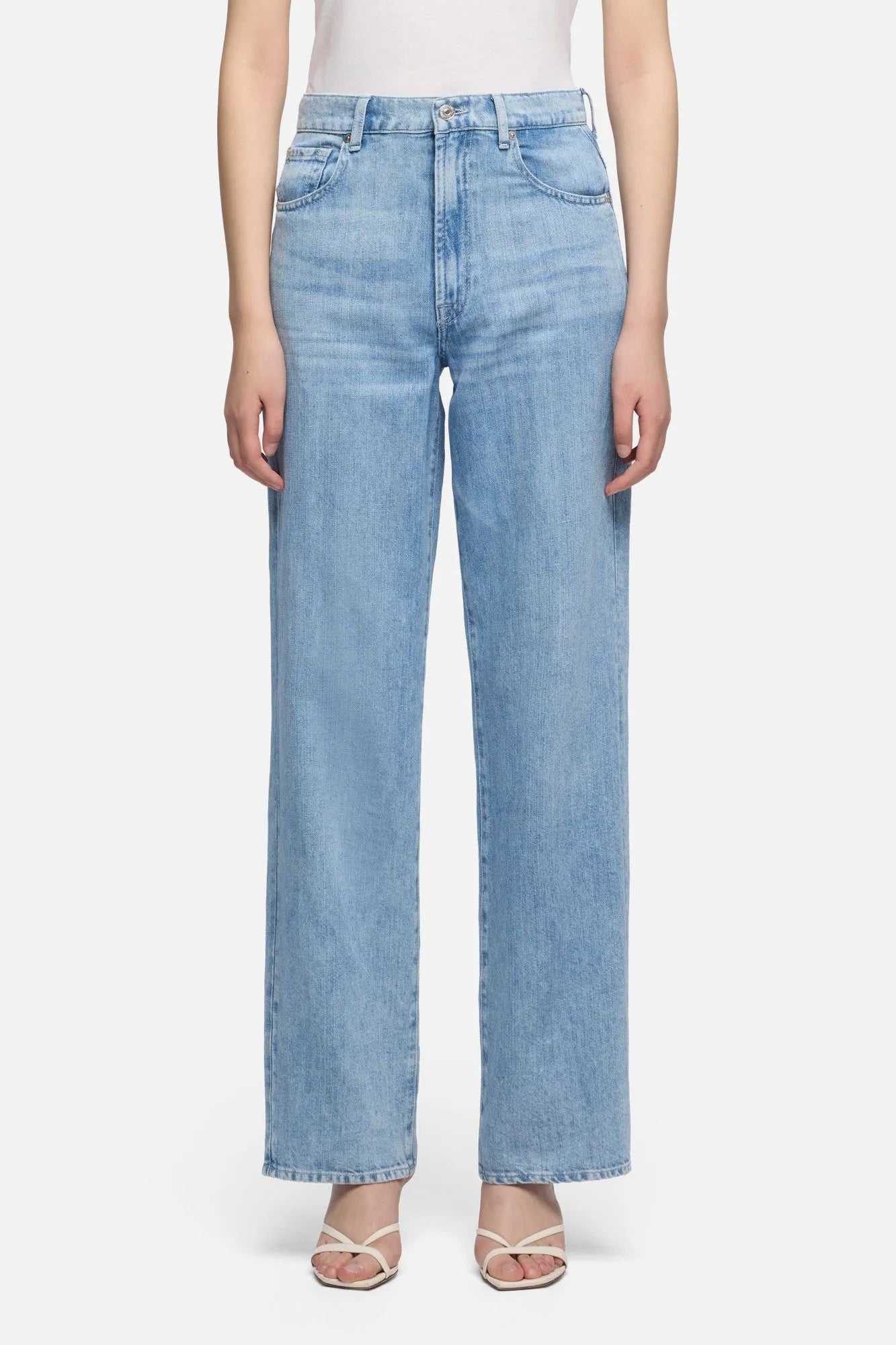 7 For All Mankind Iris Women Stovepipe Straight in Indigo Linen SKU: 7U4N0U03_IRI Image 03