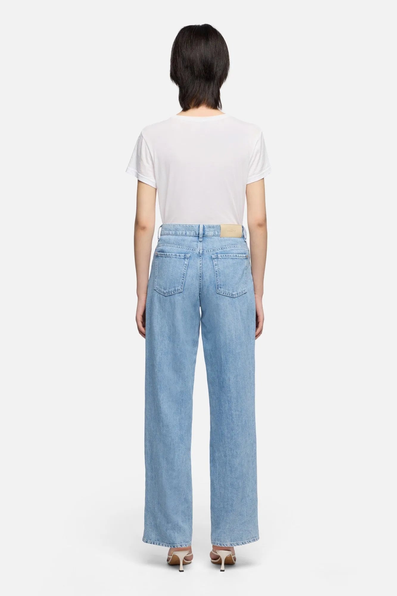 7 For All Mankind Iris Women Stovepipe Straight in Indigo Linen SKU: 7U4N0U03_IRI Image 05
