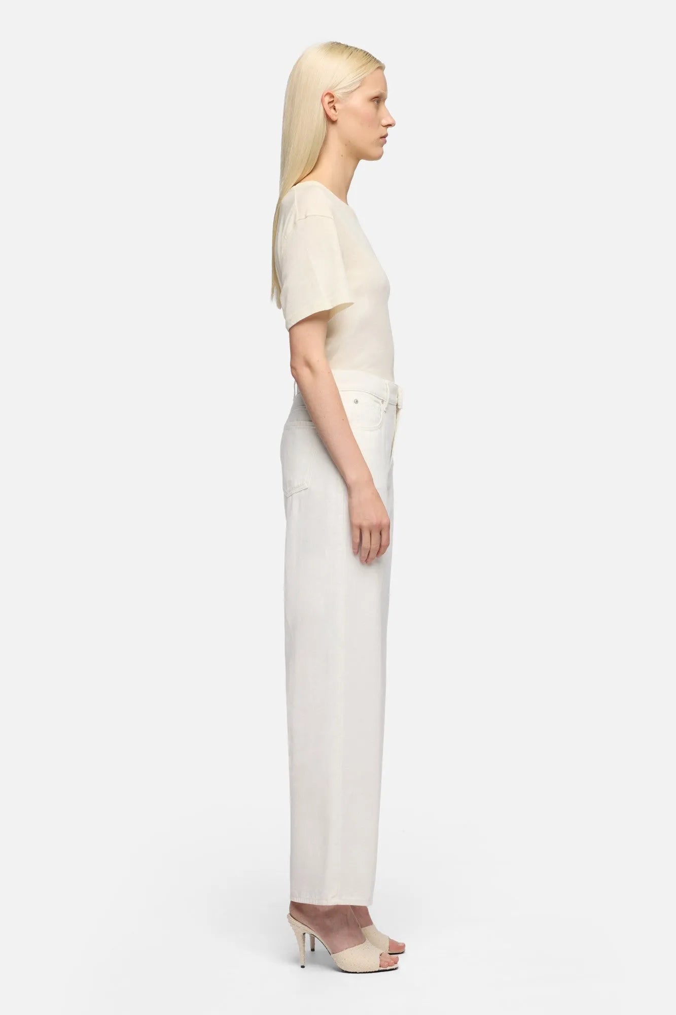7 For All Mankind White Women Stovepipe Straight in Denim Linen SKU: 7U4N0X10_LNI Image 06
