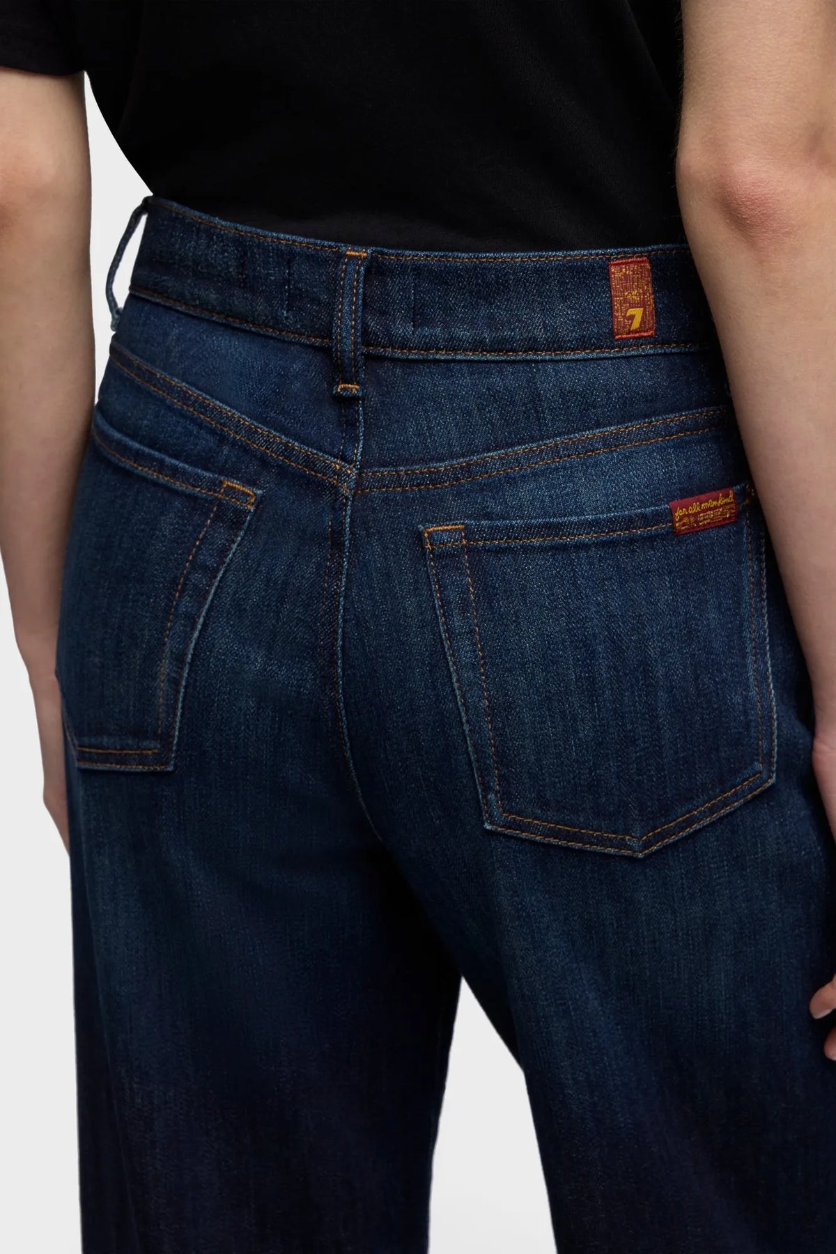 7 For All Mankind Mid Blue Women Tailorless Lotta in Airweft SKU: 7U8E0G87_DPS Image 03
