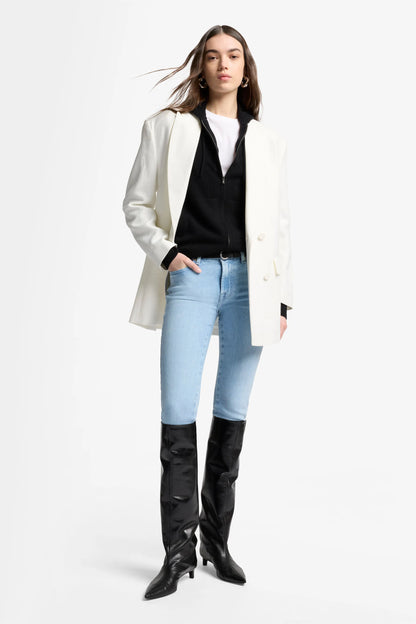 7 For All Mankind_Light Blue_Kimmie Straight in Slim Illusion_7UC10C12_1BU_06