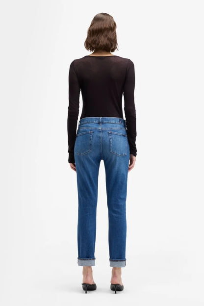 7 For All Mankind_Mid Blue_RELAXED SKINNY in Slim Illusion_7UC30C12_1ZM_04