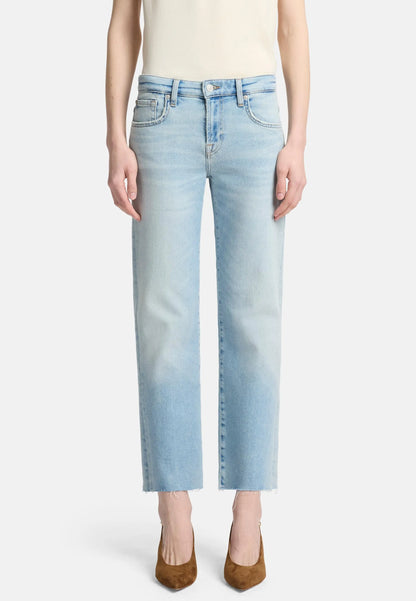 7 For All Mankind_Light Blue_Luxe Vintage Calie Straight Ankle_7UD00120_1A0_02