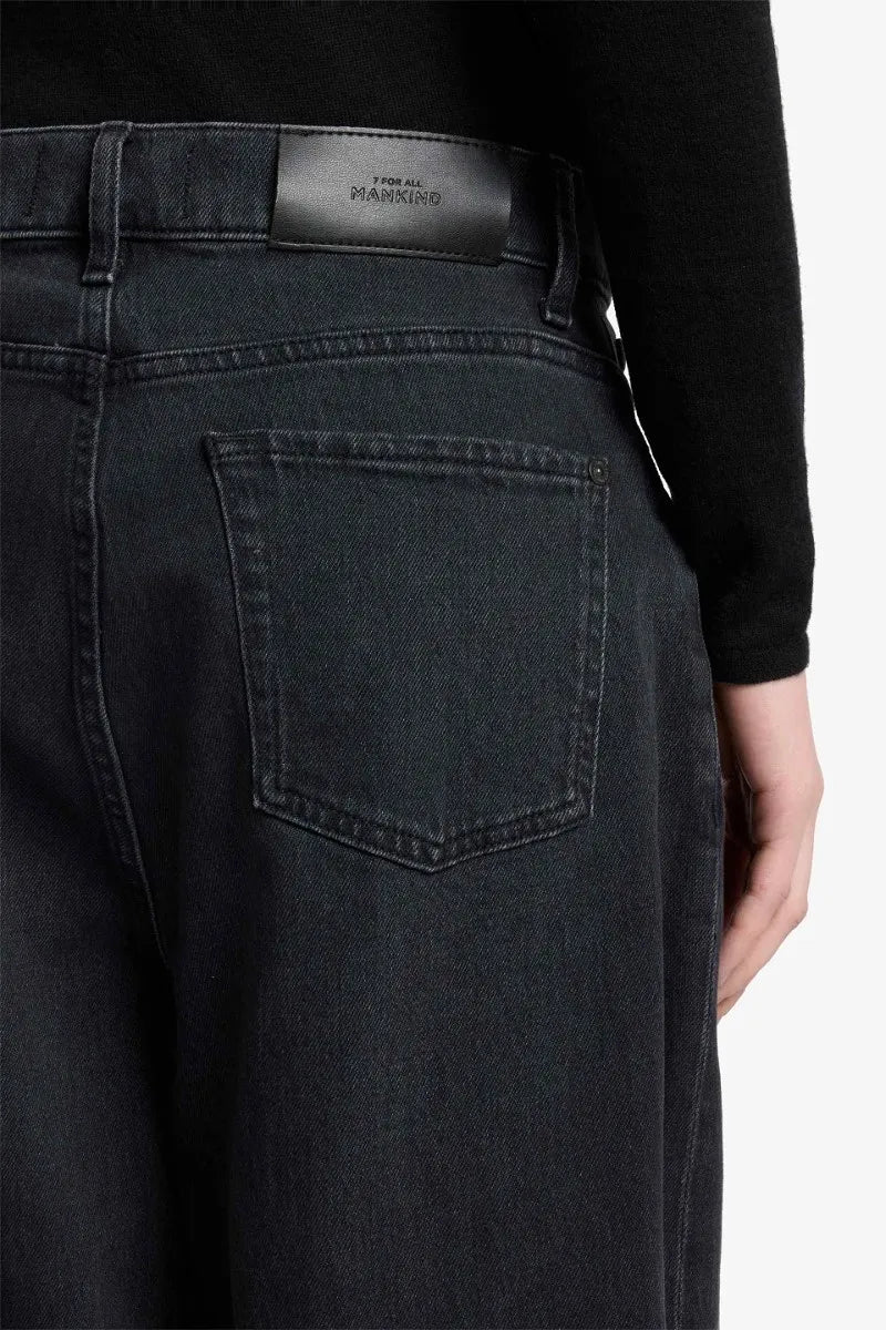 7 For All Mankind_Black_Balloon_7UF50C31_1O3_03