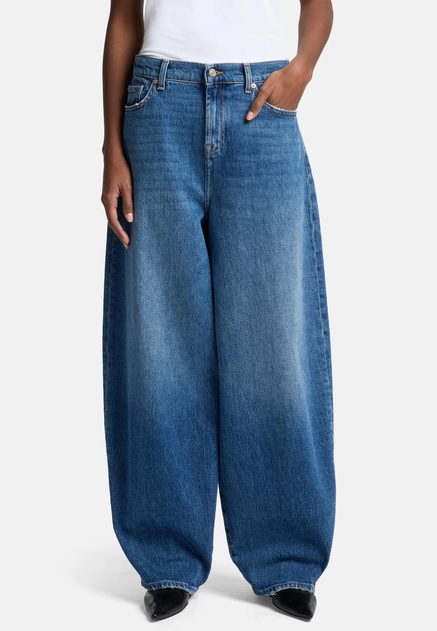 7 For All Mankind_Mid Blue_Balloon Explorer Jeans_7UF50C65_EPR_02