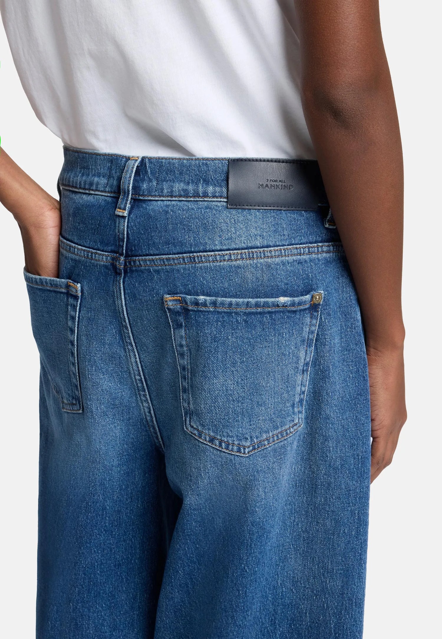 7 For All Mankind_Mid Blue_Balloon Explorer Jeans_7UF50C65_EPR_03