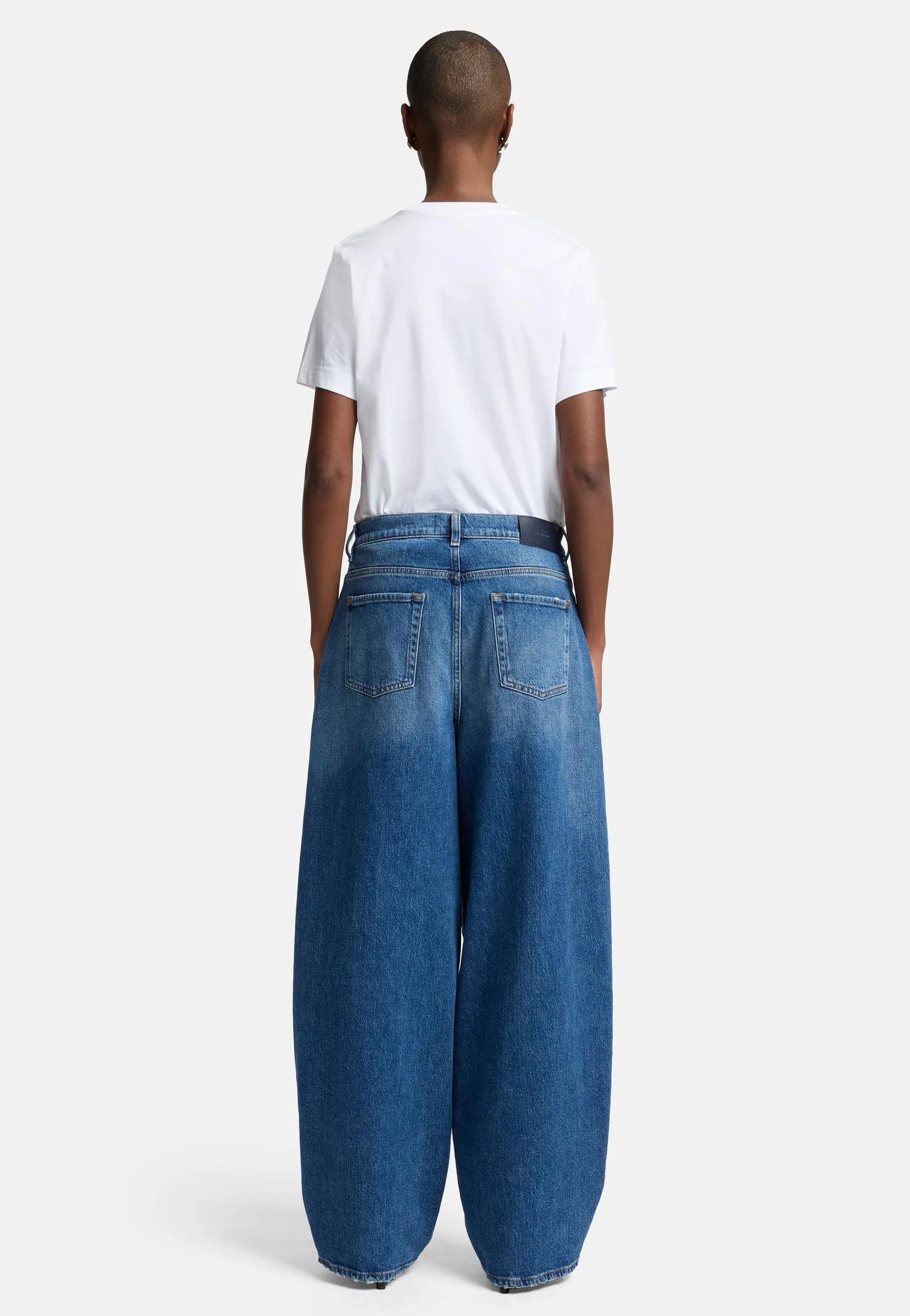 7 For All Mankind_Mid Blue_Balloon Explorer Jeans_7UF50C65_EPR_04