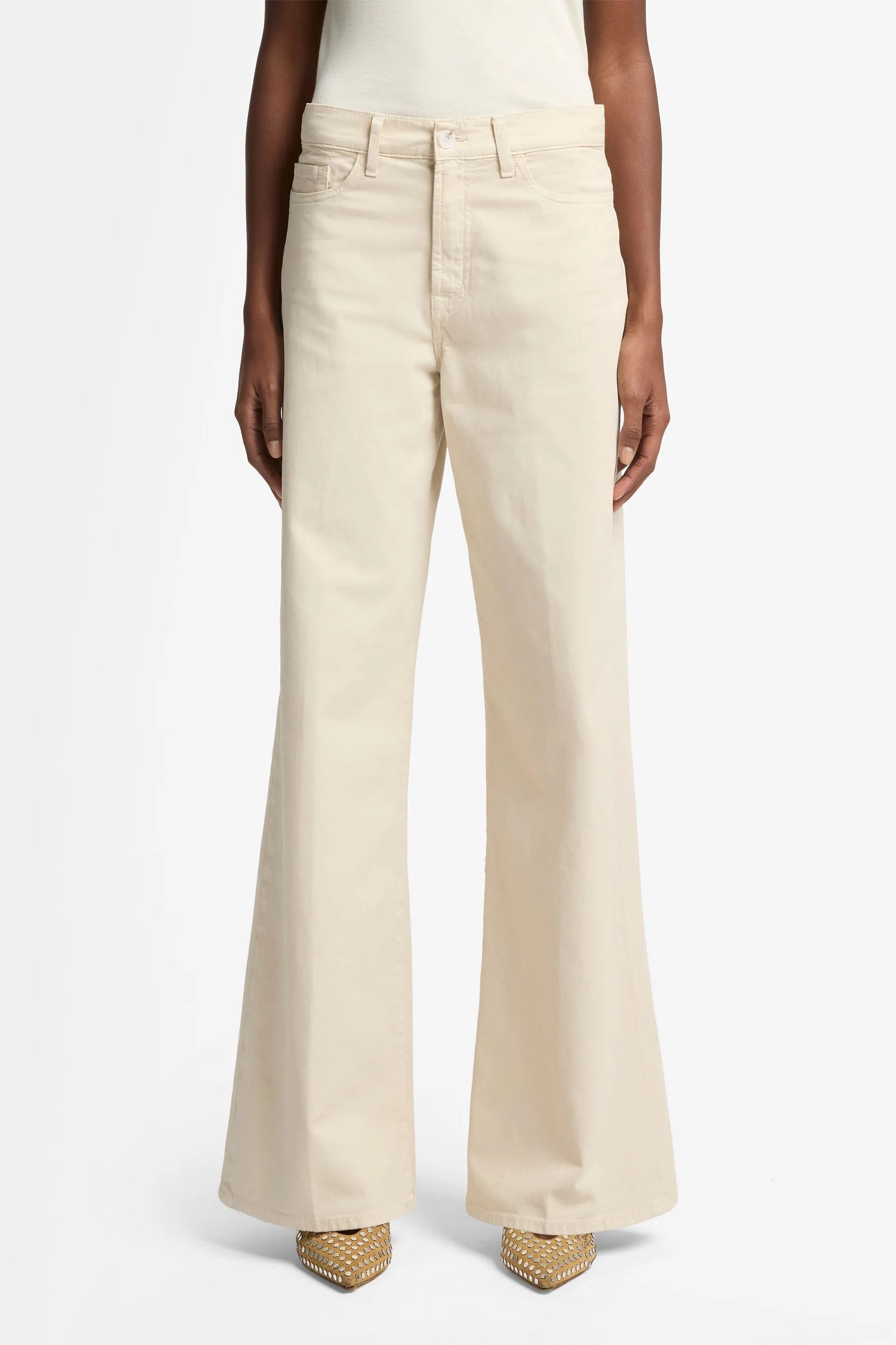 7 For All Mankind_White_Lotta in Comfort Twill_7UG20E39_1A7_02
