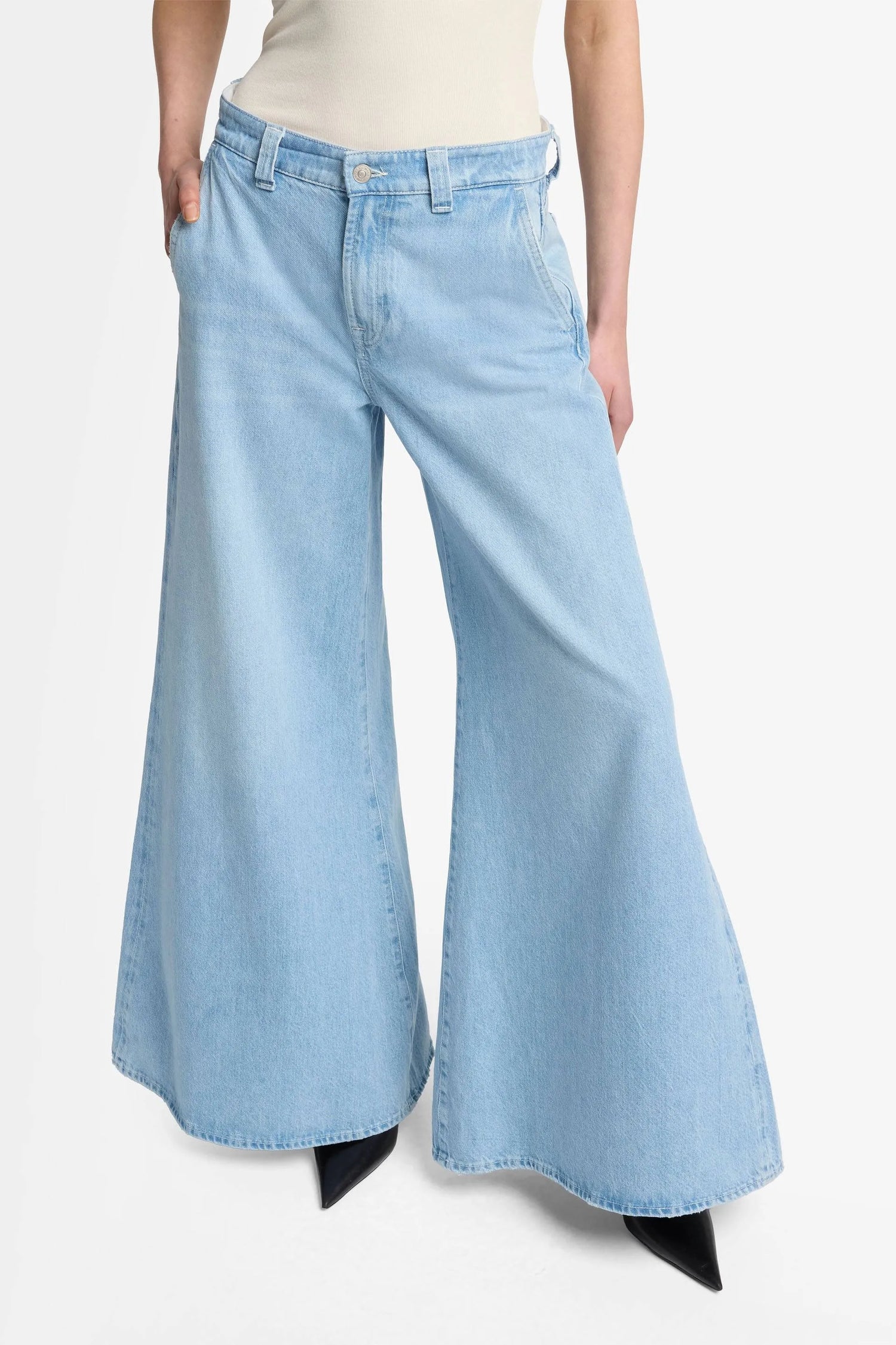 7 For All Mankind_Light Blue_Willow Trouser_7UJ50066_1BO_04