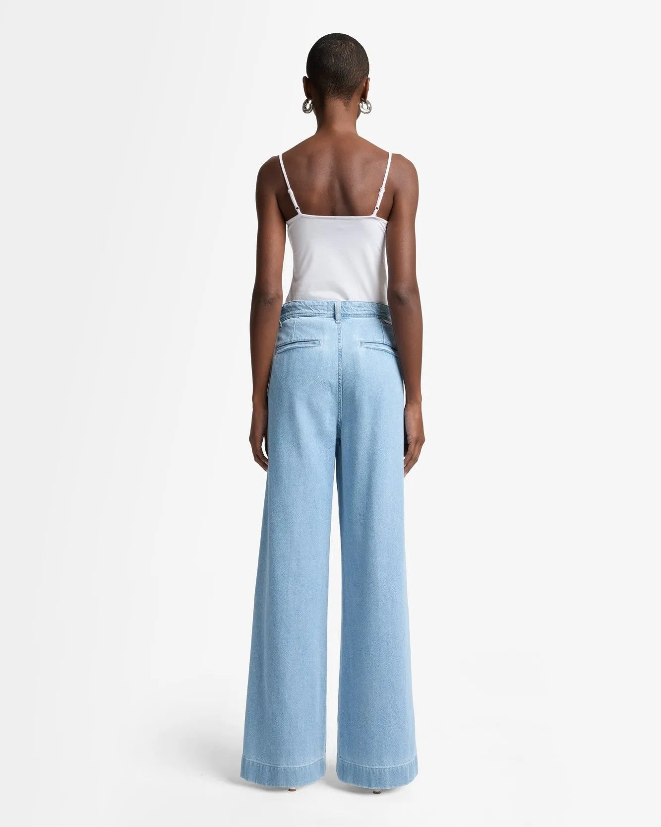 7 For All Mankind_Mid Blue_Weightless Denim Pleated Trouser_7UL30E38_1BA_04