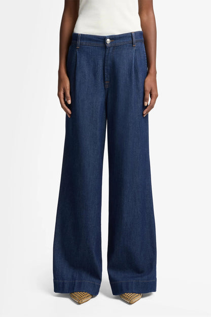7 For All Mankind_Dark Blue_Pleated Trouser in Weightless_7UL30R70_1A9_01