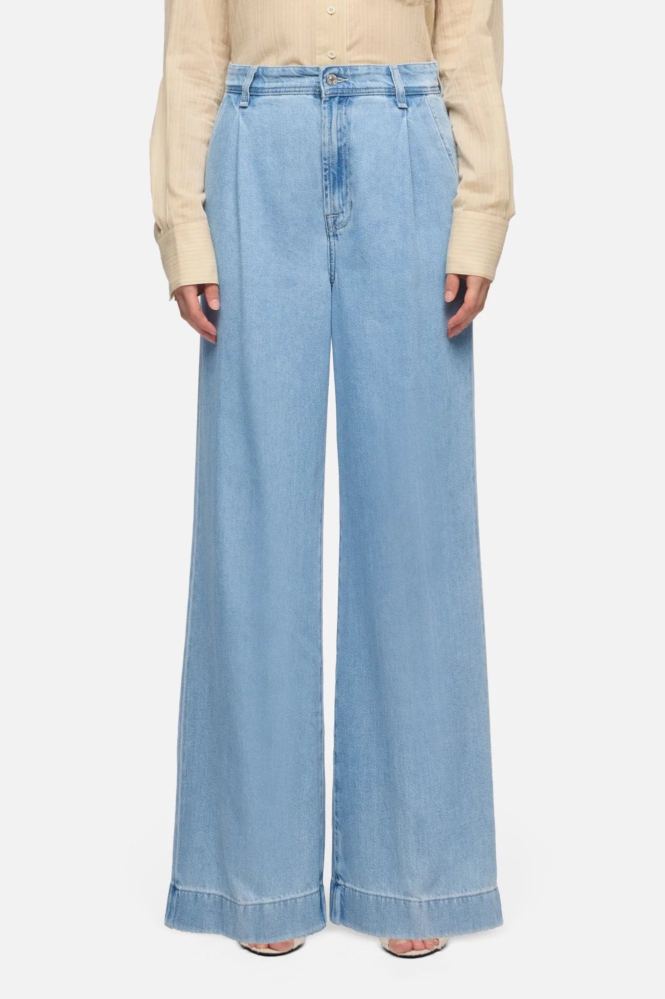 7 For All Mankind Mid Blue Women Pleated Trouser in Weightless Denim SKU: 7UL3TE38_1BA Image 03
