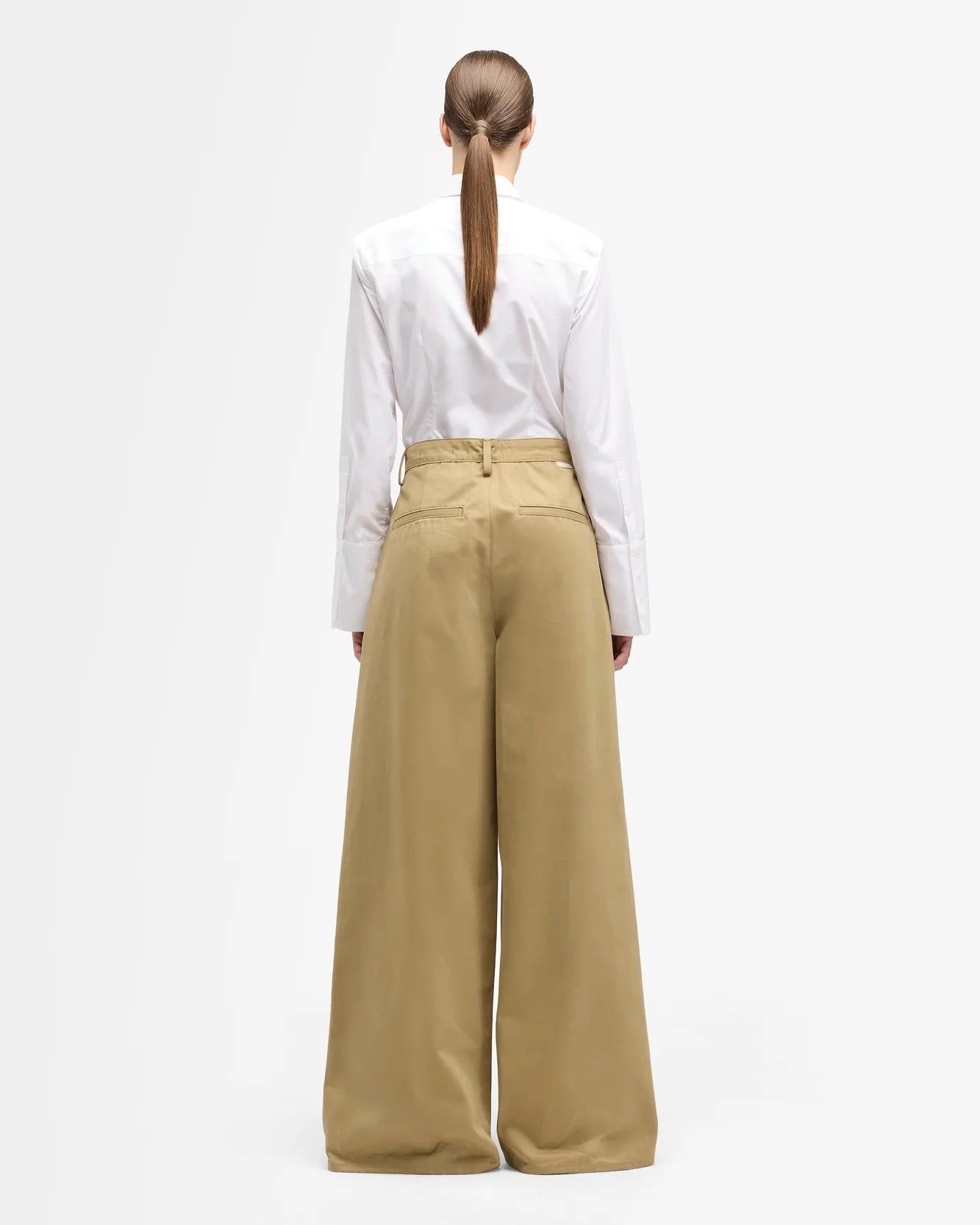 7 For All Mankind_Beige_Pleated Wide Trouser in Comfort Twill_7UX20F07_1A8_04