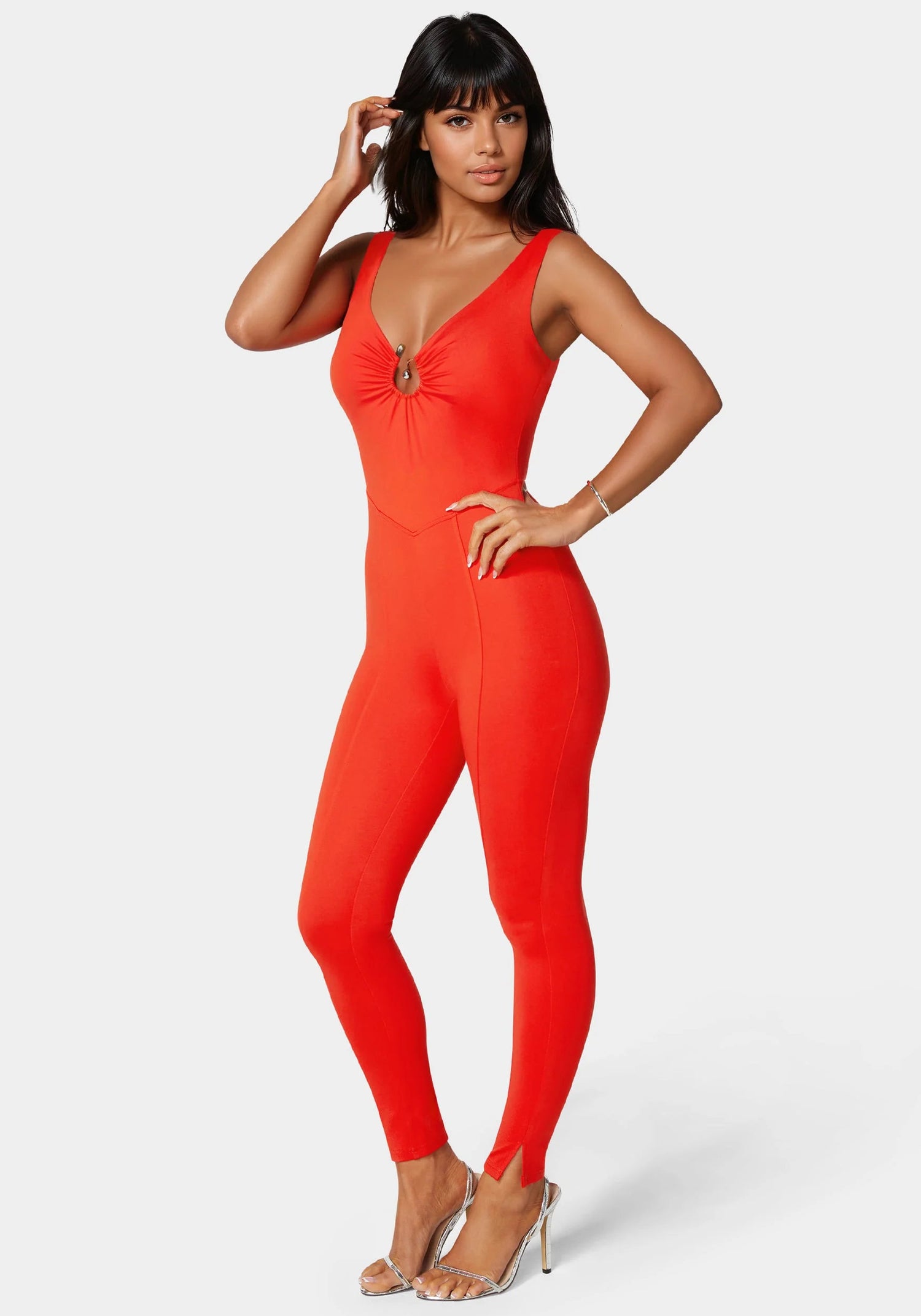 Bebe_Trim Detail V-Neck Catsuit_7skg0164be_Grenadine_02