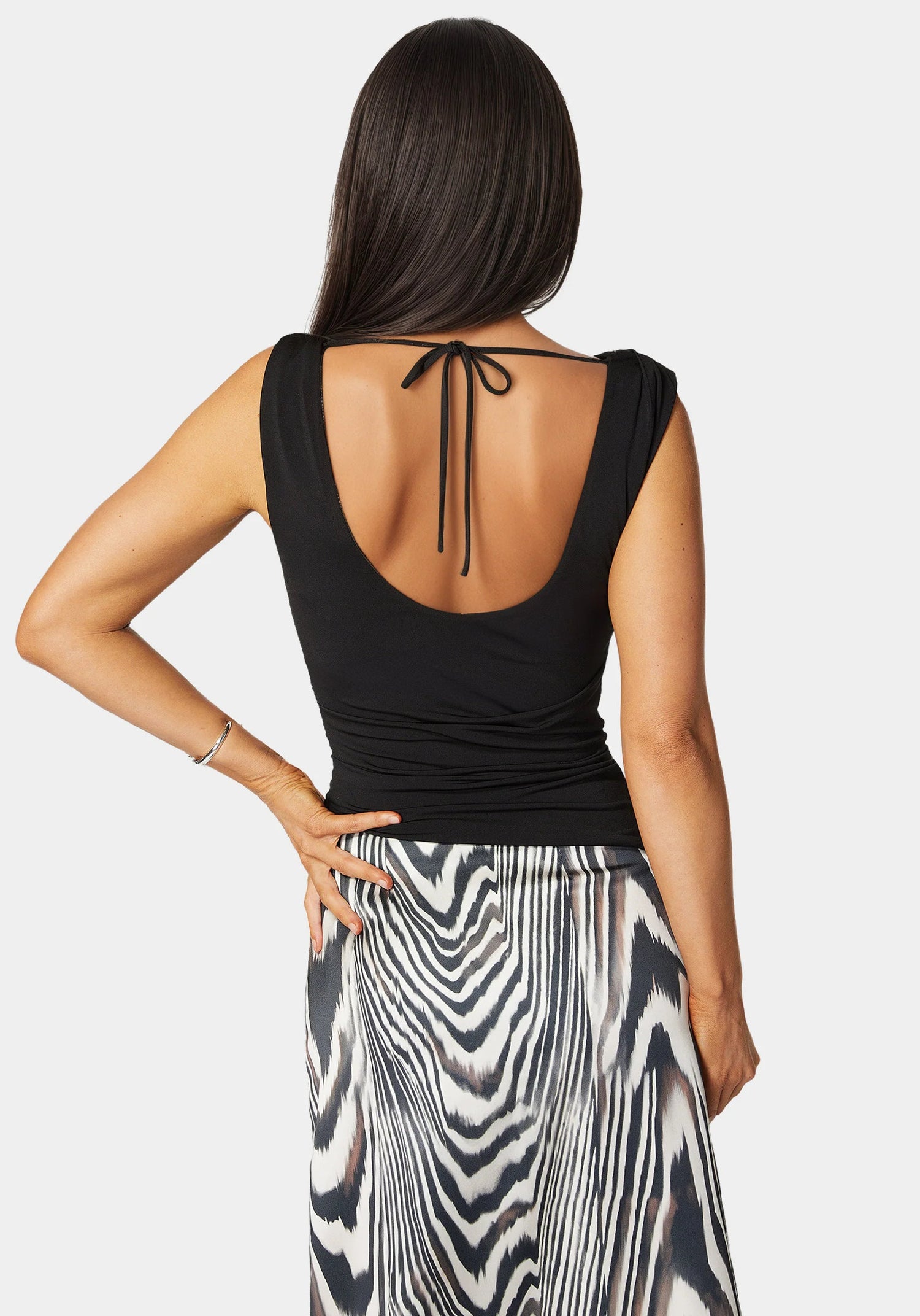 Bebe_Drape Knit Top_7skt0404be_Black_03