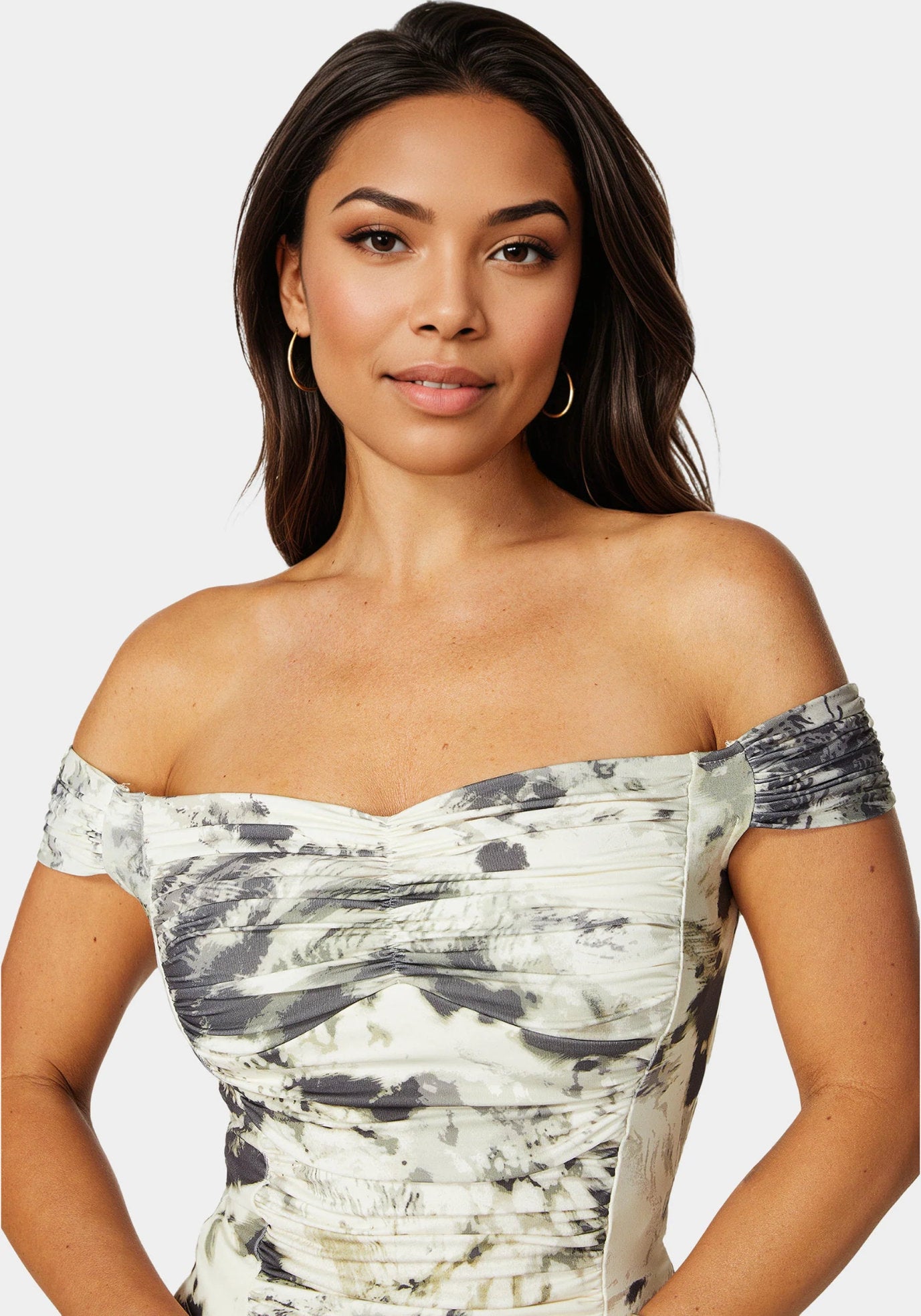 Bebe_Off Shoulder Knit Top_7skt0422be_Jungle Bloom Print_04