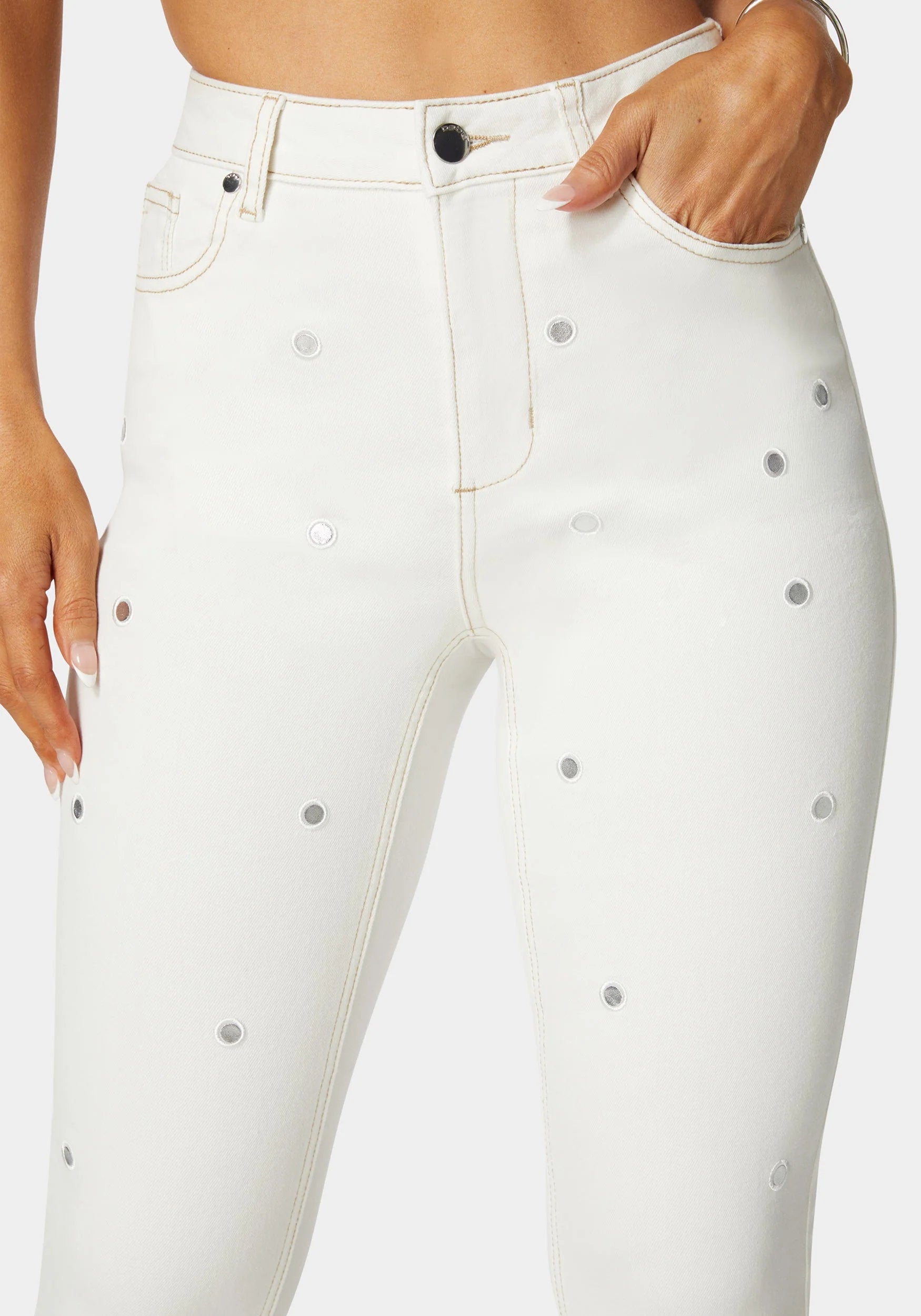 Bebe_High Waist Mirror Effect Skinny Leg Jeans_7swd0190be_Soft White Wash_04
