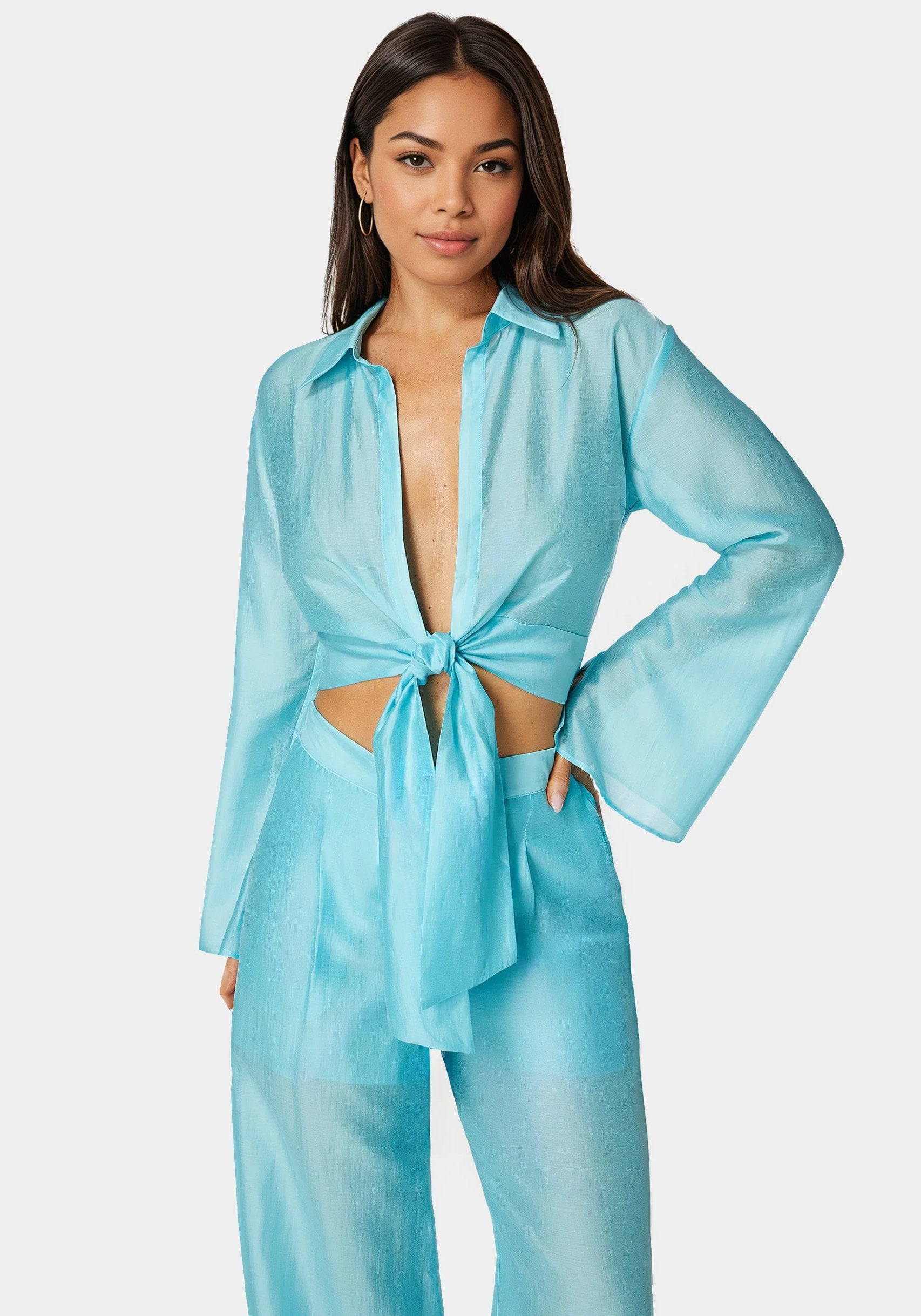 Bebe_Front Tie Flowy Blouse_7swl0228be_Ipanema_01