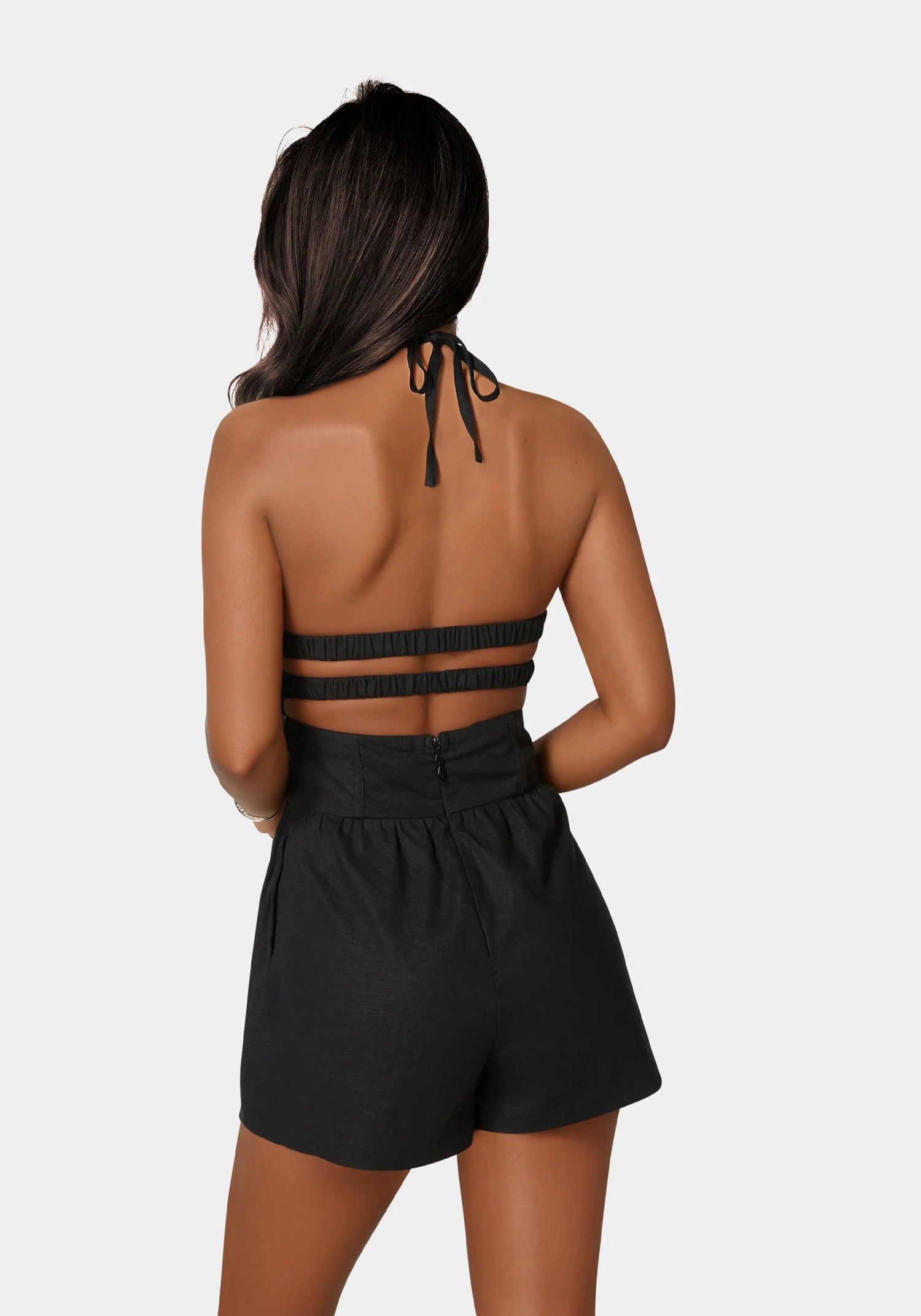 Bebe_Linen Seashell Sequin Fringe Romper_7swr0070be_Black_03