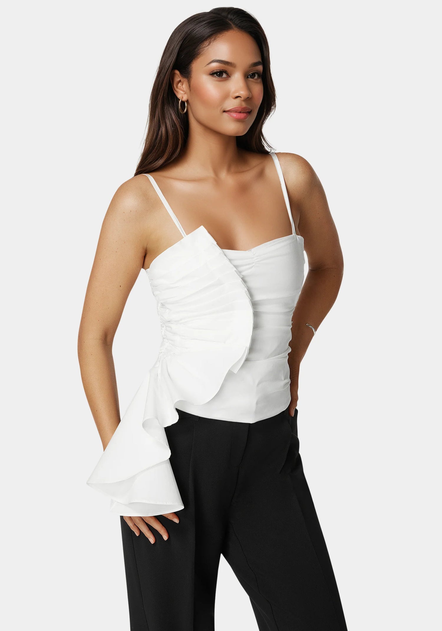 Bebe_Poplin Asymmetric Ruffle Top_7swt0402be_White Alyssum_02