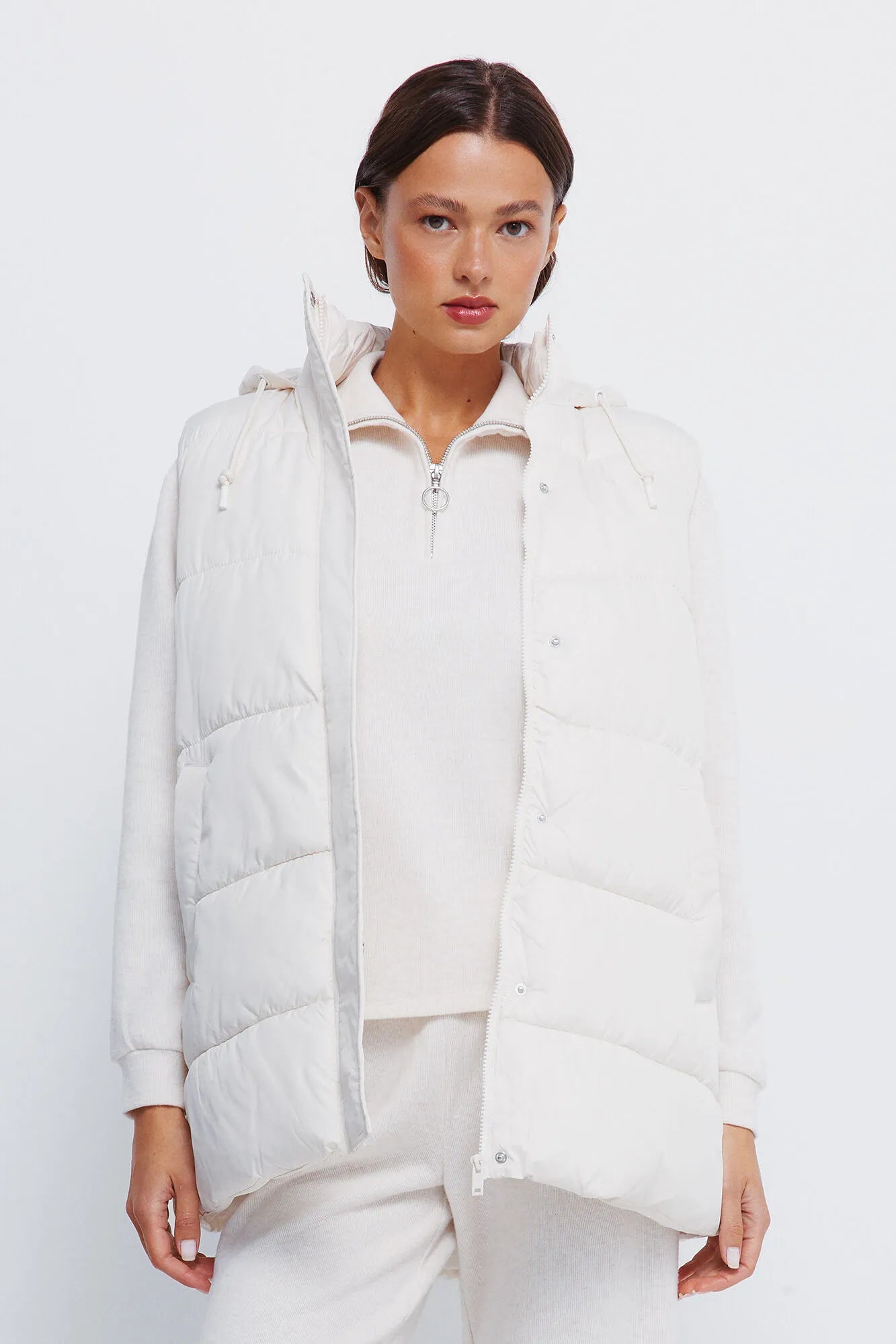 Springfield_nude_Recycled Polyester Hood Vest_8272801_32_01