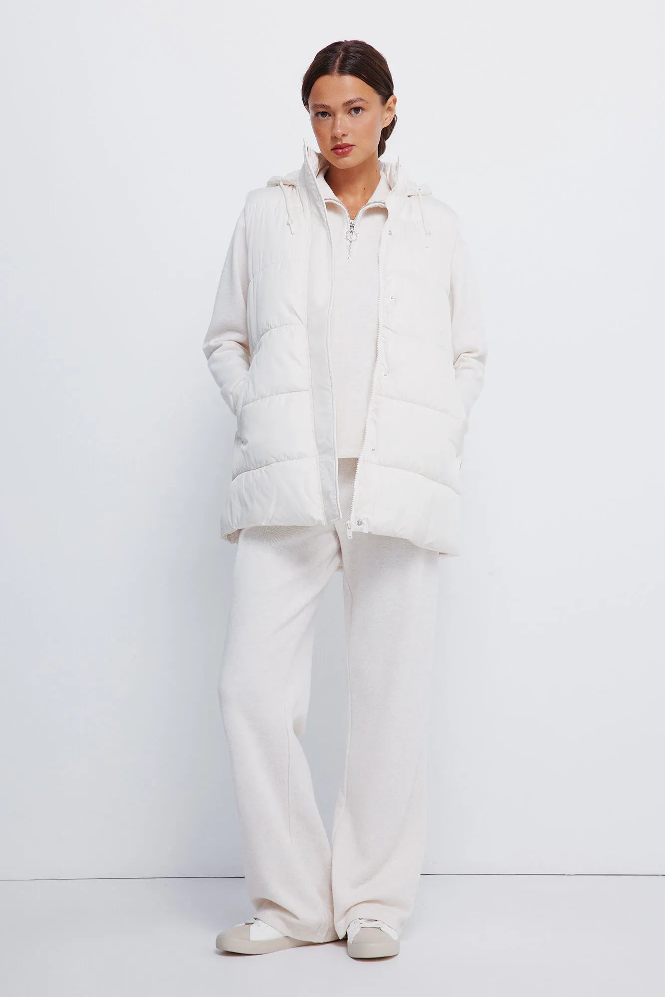 Springfield_nude_Recycled Polyester Hood Vest_8272801_32_03