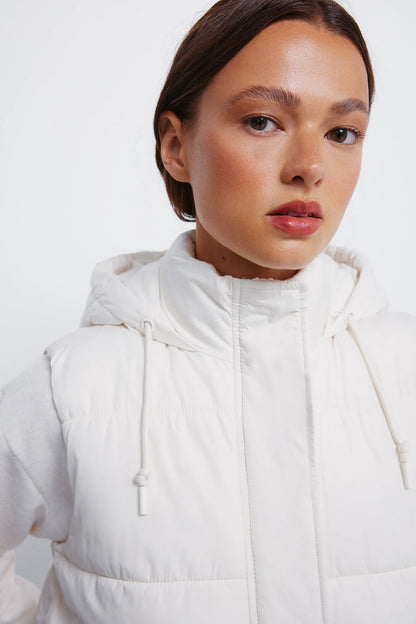 Springfield_nude_Recycled Polyester Hood Vest_8272801_32_04