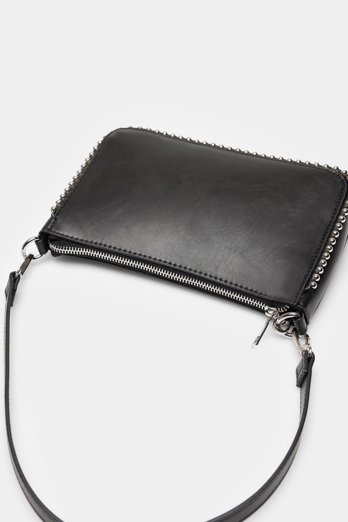 Chain Shoulder Bag_8528231_01_05