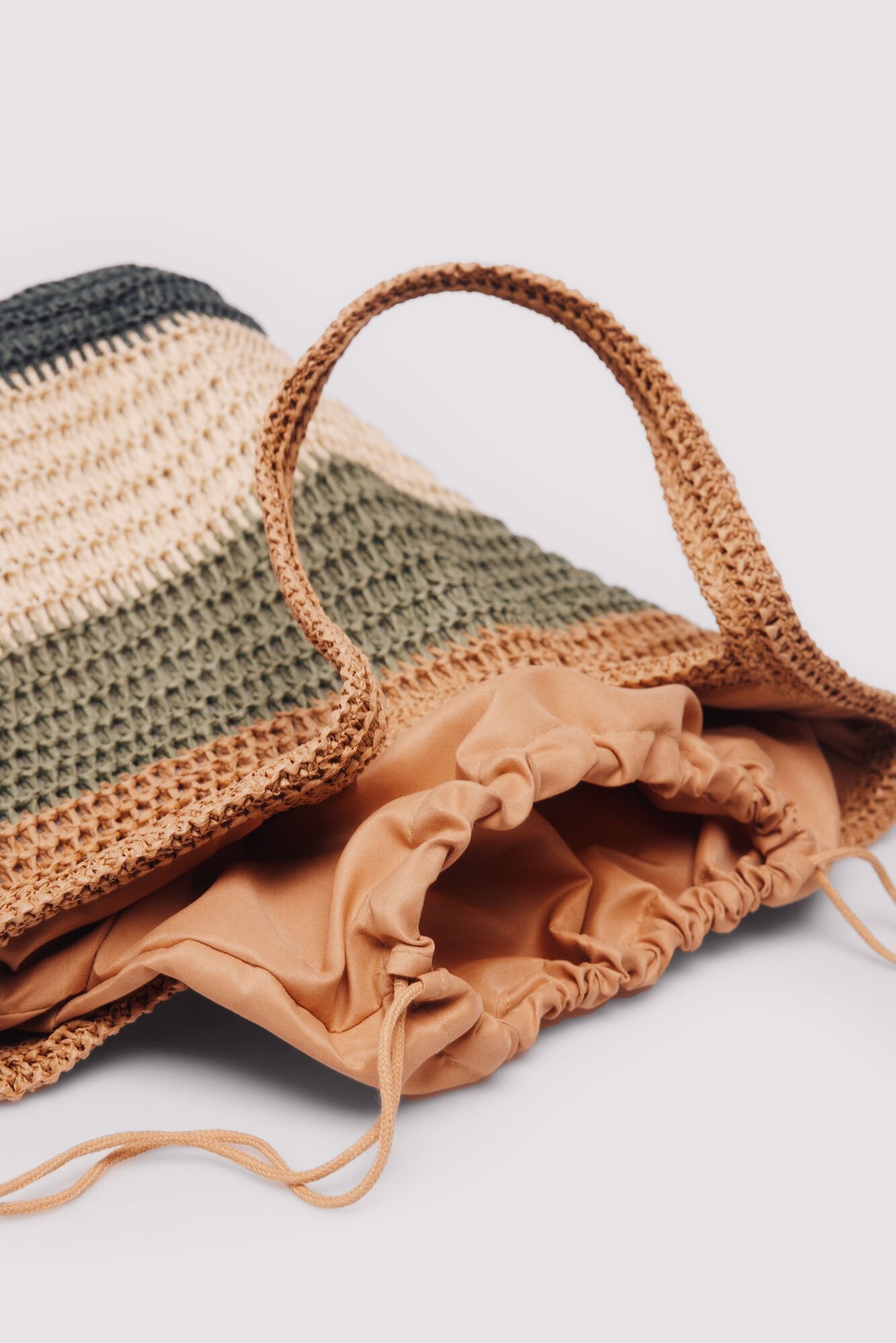 Springfield_Striped Raffia Shoulder Bag_8529001_26_05