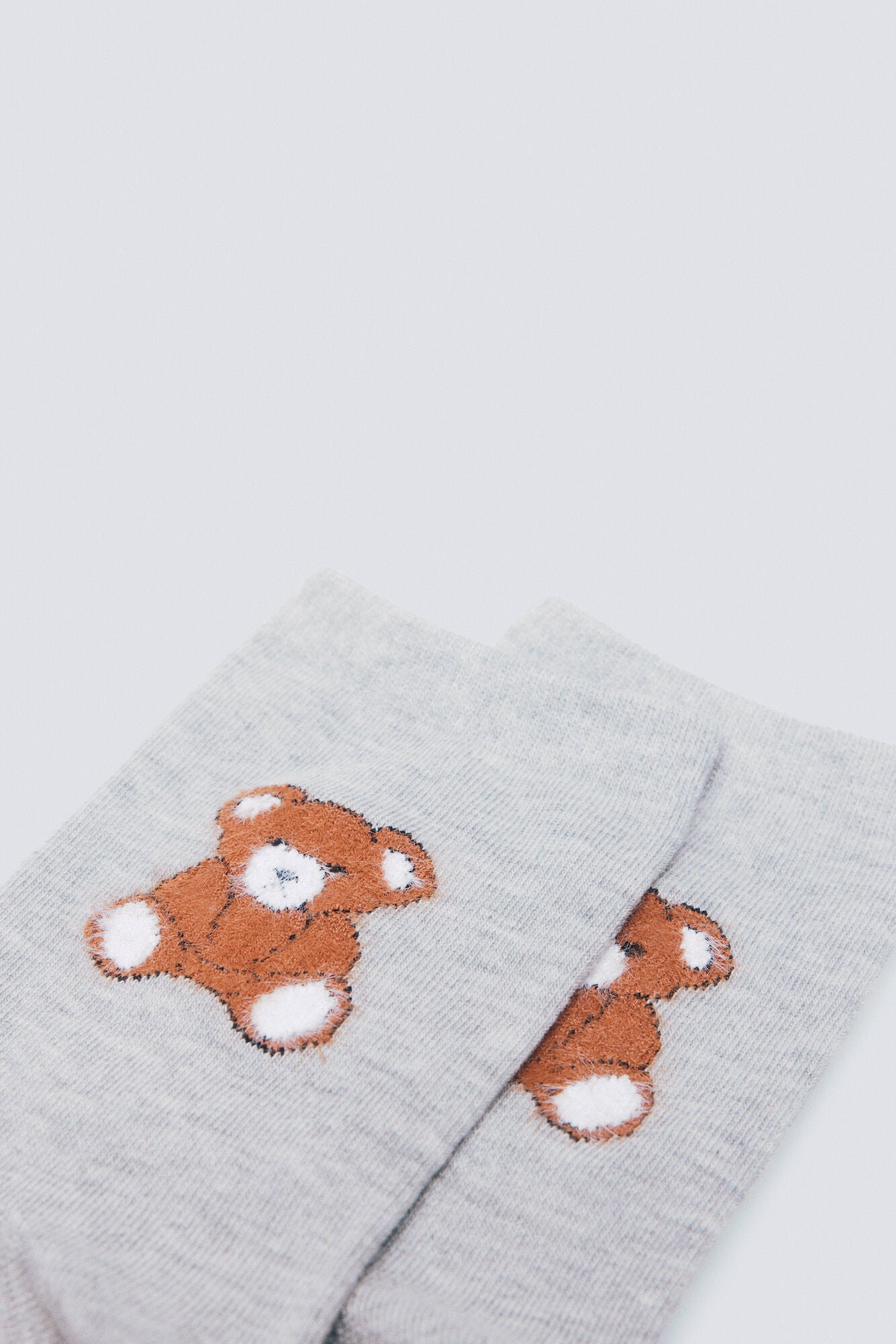 Springfield_Medium_Grey_Terry Cloth Bear Sock_8542333_45_02