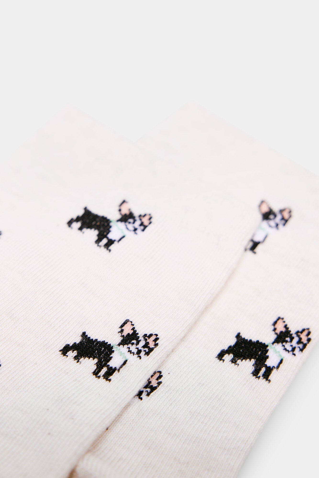 Patterned High Socks_8547855_52_02