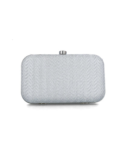 Silver Clutch With Zig-Zag Design_85495_09_03