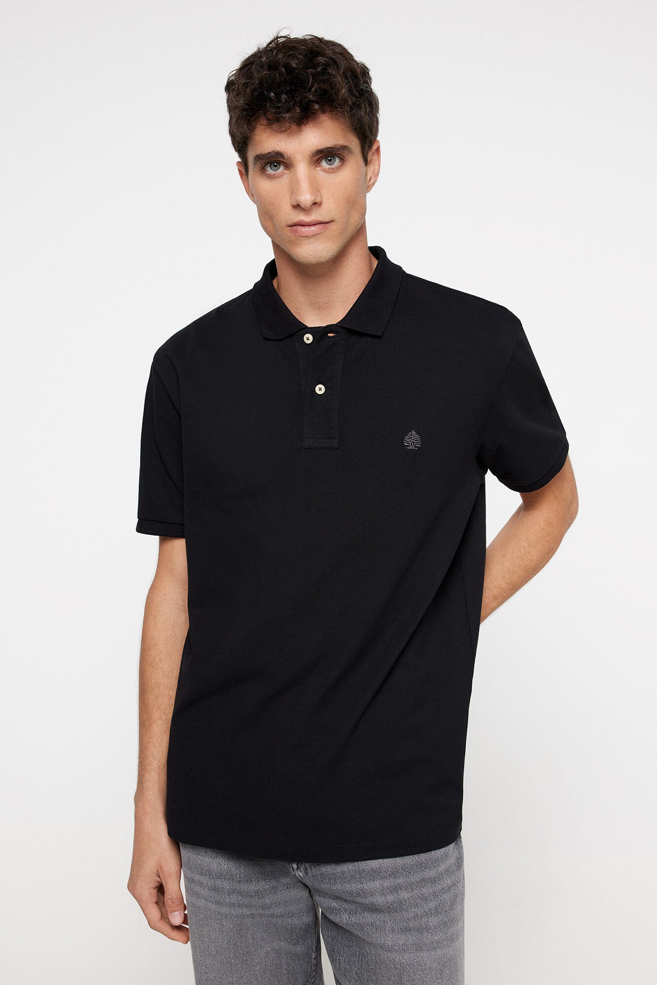 Classic Polo Shirt_8551077_01_01