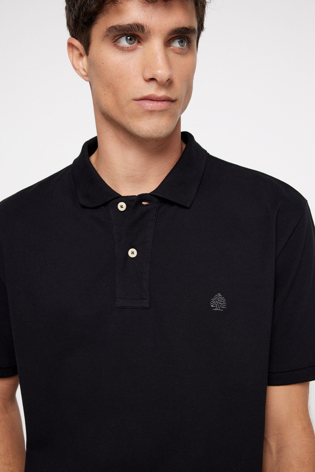 Classic Polo Shirt_8551077_01_04