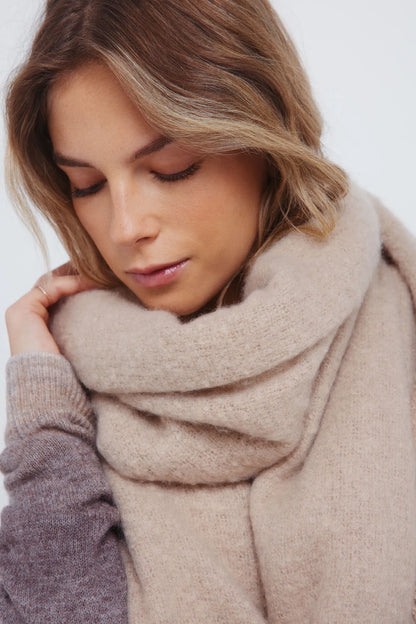 Springfield_0_Plain Soft Touch Scarf_8562482_35_02