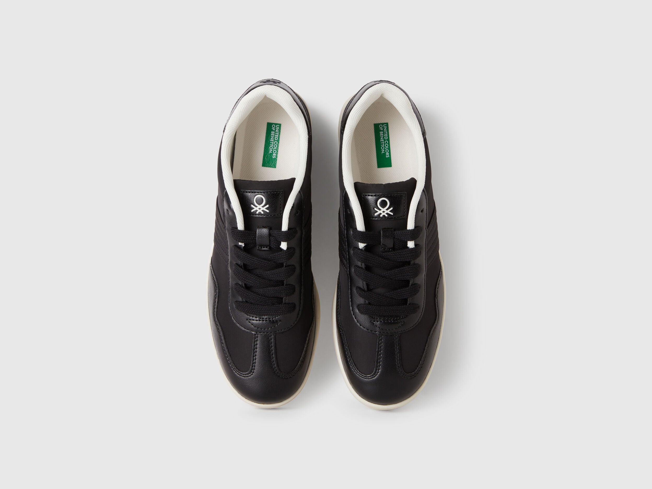 Benetton_Black_Low-Top Sneakers with Knit Stitch Blend_86BXDD03S_100_02