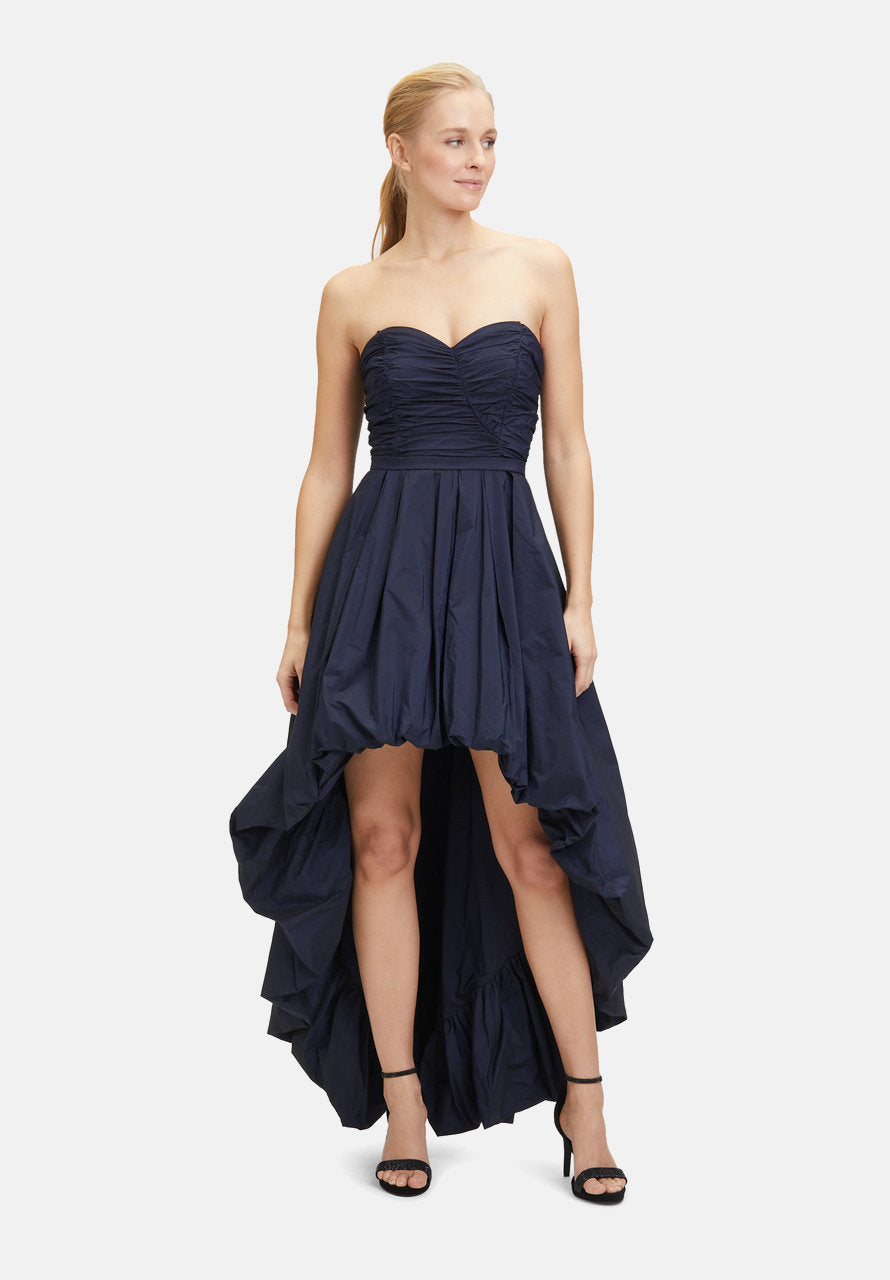 Evening Dress With Ruffles_8779 4102_5623_01