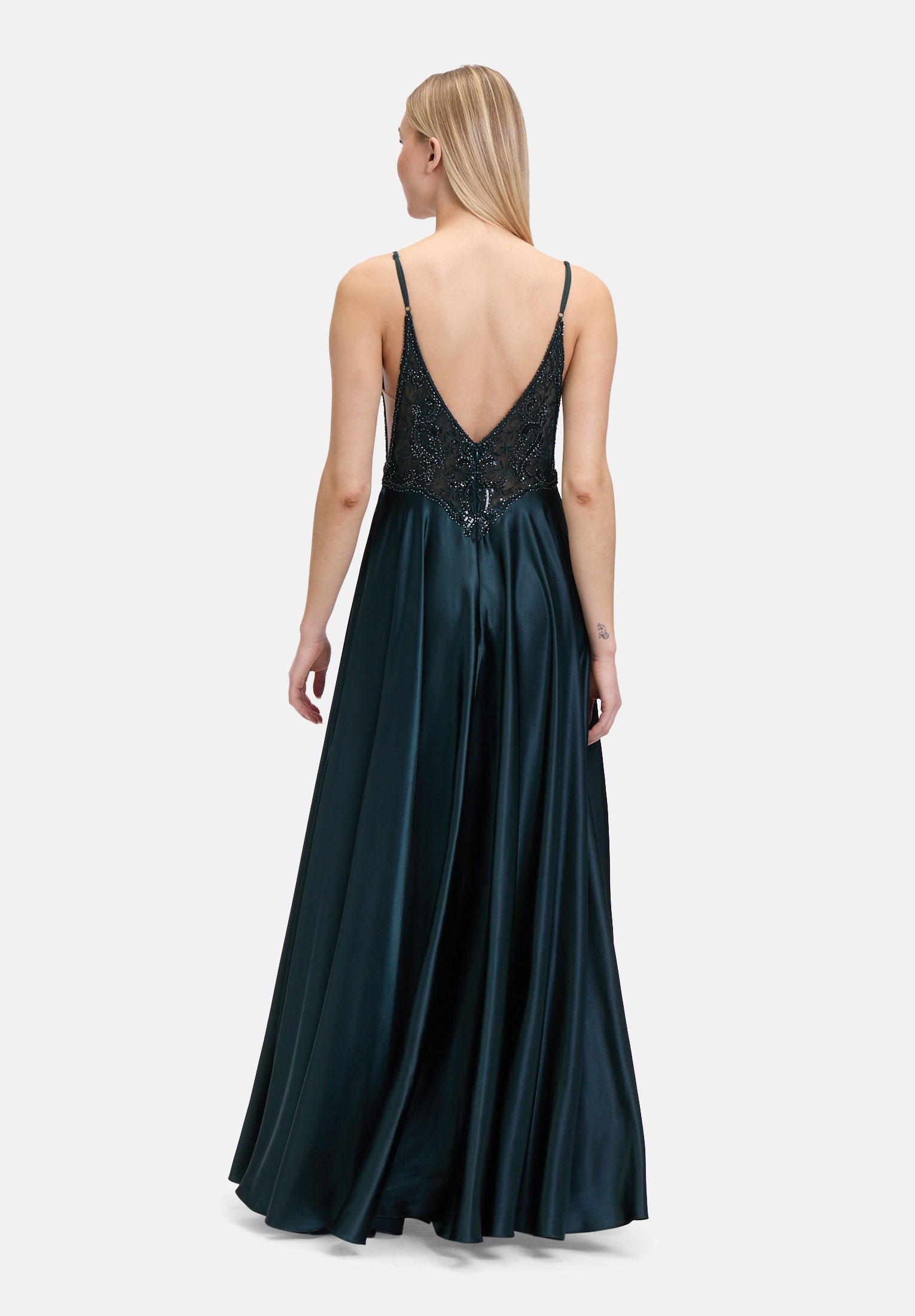 Vera Mont_Evening Dress with Placement_8797-4012_9237_02