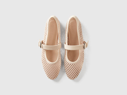 Benetton_Mesh Flats_87FCDD03Q_0R2_04
