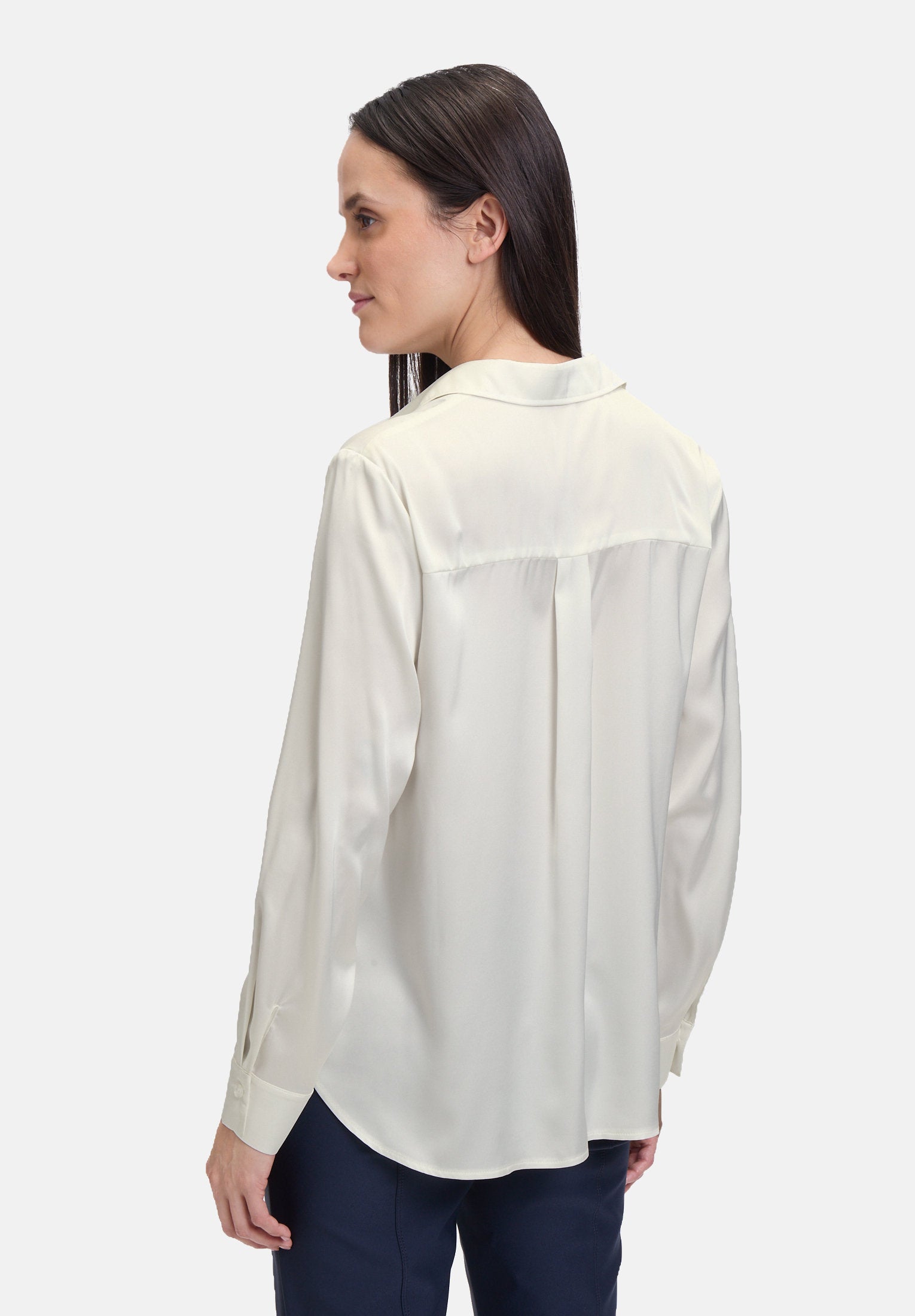 Betty Barclay_Long Blouse Long Sleeves_8800-1038_1014_03