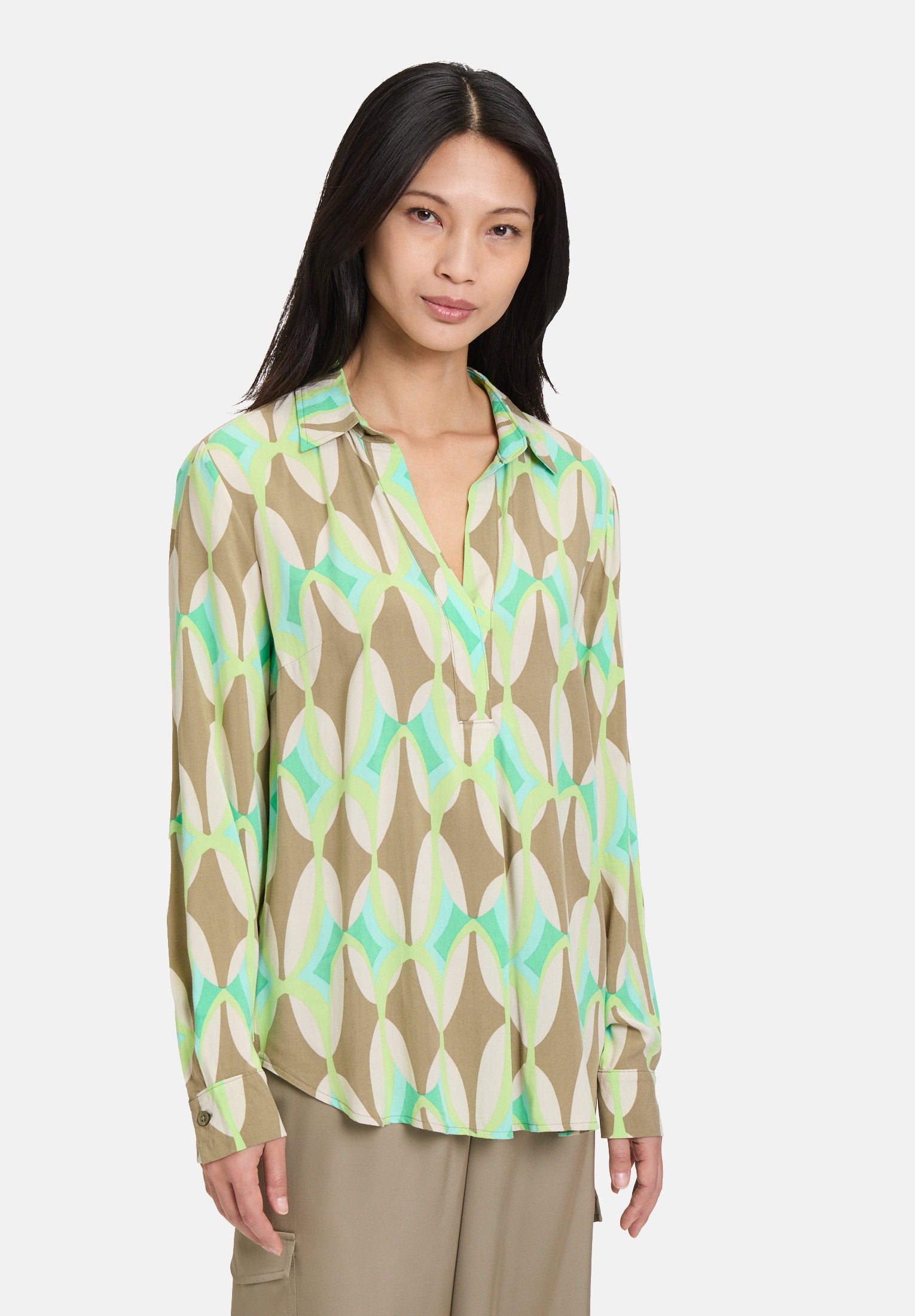 Betty Barclay_Long Blouse Long Sleeves_8800-1124_5856_01