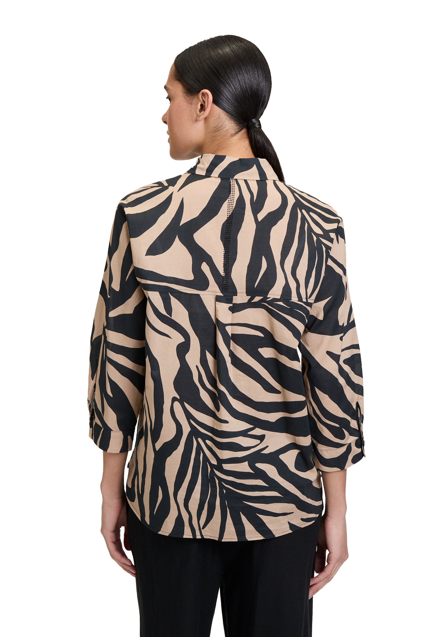 Betty Barclay_Blouse Long 3/4 Sleeve_8814-1213_9875_03