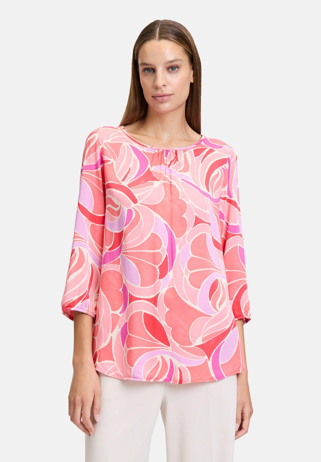 Betty Barclay_Satin Blouse with 3/4 Sleeves_8817-1110_4826_01