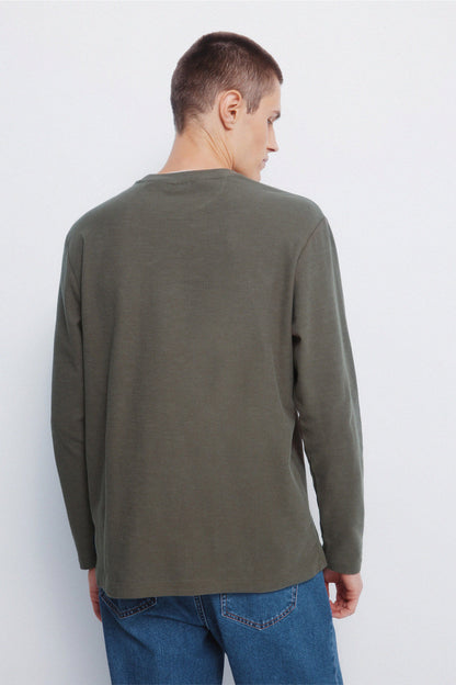 Springfield_Khaki_Double Waffle Fabric T-Shirt_8832417_35_04